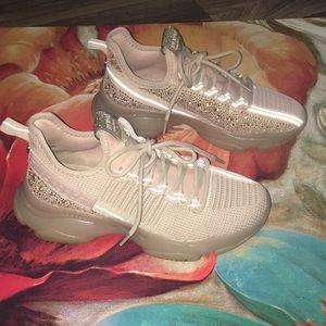 Steve Madden Maxima Blush Multi